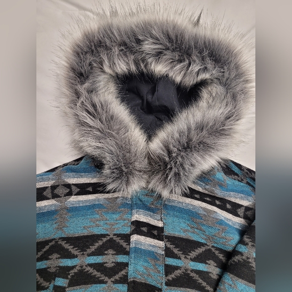 Outback Trading Co Myra Aztec Womens Jacket With Faux Fur Lined Hood Size XL - Picture 5 of 10